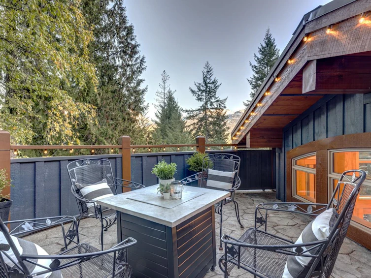 8348 Mountain View Drive, Whistler, BC, V8E 0G3 - 34