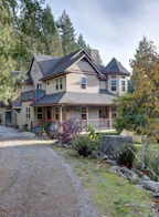 3173 Mossy Rock Road