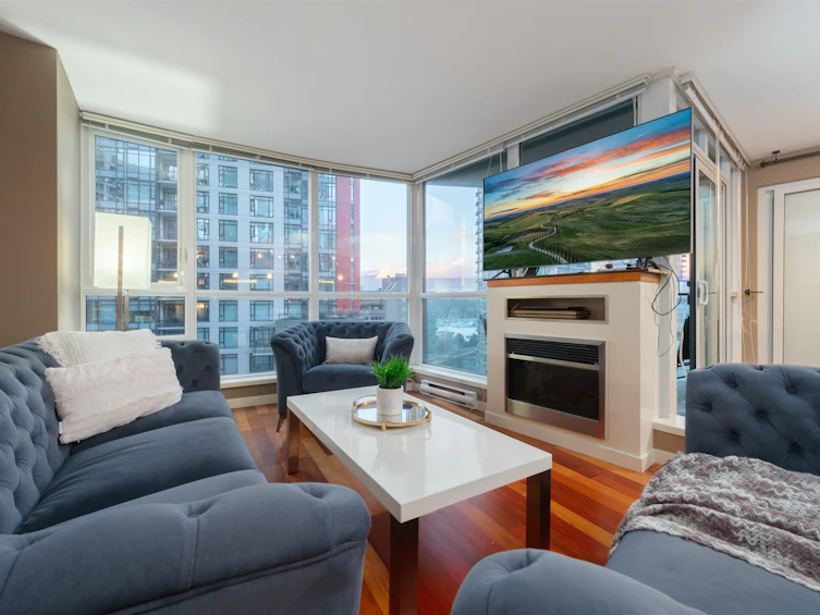 901-1189 Melville Street, Vancouver, BC, V6E 4T8