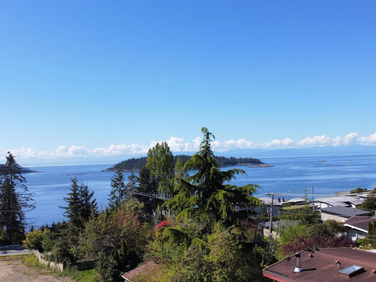 Lot 2 Sunshine Coast Highway, Sechelt, BC, V7Z 0M9