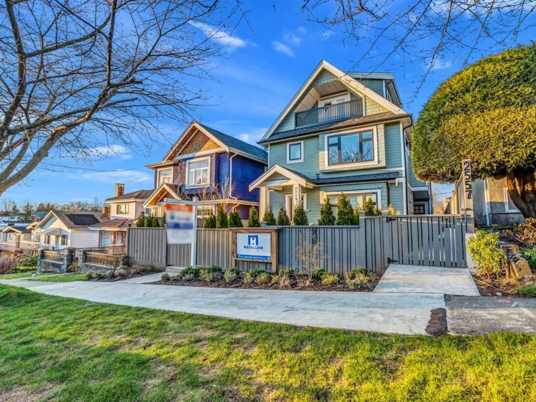 2555 E 7th Avenue, Vancouver, BC, V5M 1T3