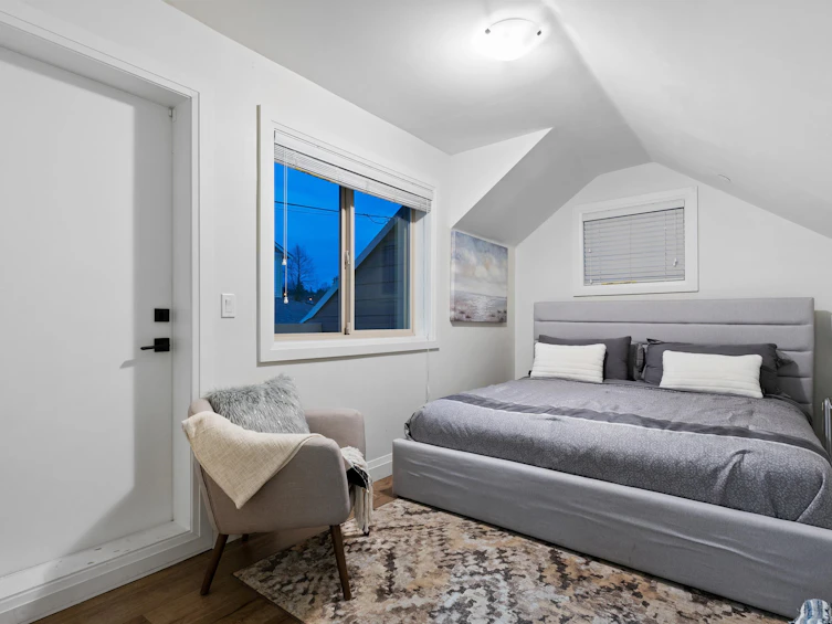 3351 Parker Street, Vancouver, BC, V5K 2W1 - 14