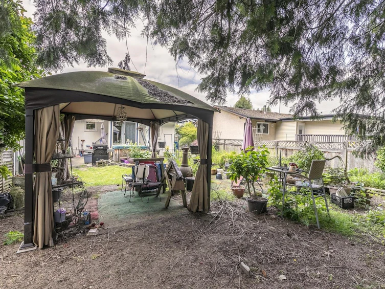 2302 Hillside Drive, Abbotsford, BC, V2S 3R5 - 24