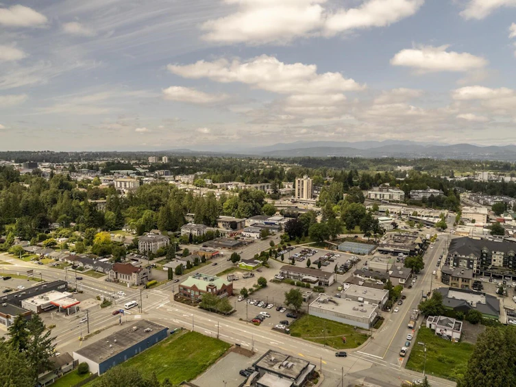 2302 Hillside Drive, Abbotsford, BC, V2S 3R5 - 32