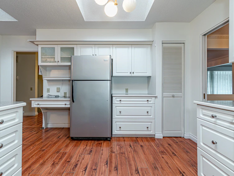 5725 Cranley Drive, West Vancouver, BC, V7W 1S7 - 8