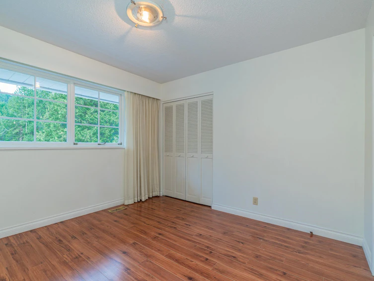5725 Cranley Drive, West Vancouver, BC, V7W 1S7 - 17