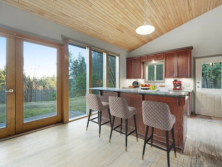 1030 Gilmour Road, Gibsons, BC, V0N 1V7 - 8