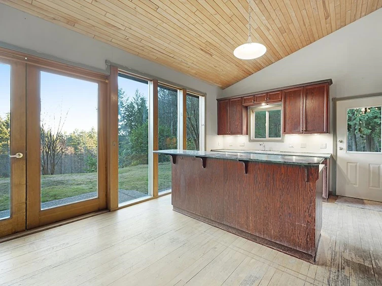 1030 Gilmour Road, Gibsons, BC, V0N 1V7 - 10
