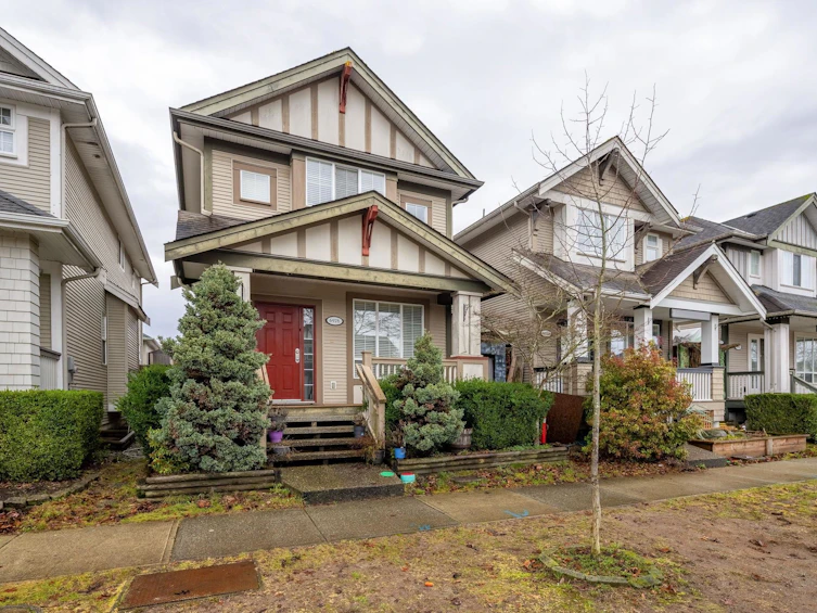 6976 190 Street, Surrey, BC, V4N 5P1