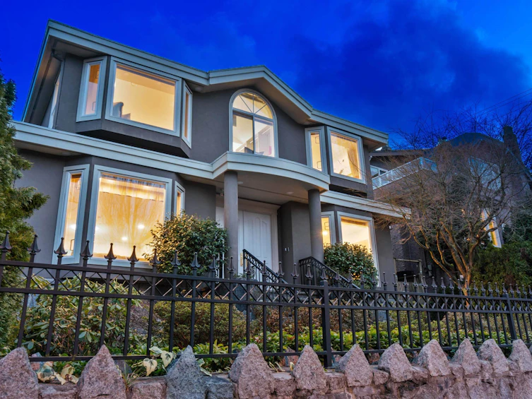 3772 W 11th Avenue, Vancouver, BC, V6R 2K6