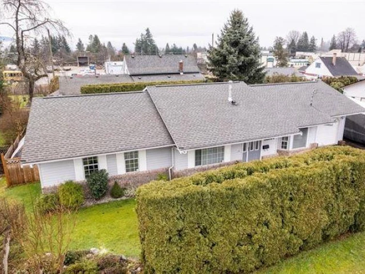 32964 10 Avenue, Mission, BC, V2V 2K3 - 11