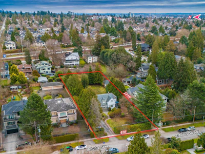 6812 Arbutus Street - 3