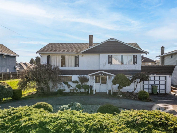 3220 Garry Street, Richmond, BC, V7E 2S6