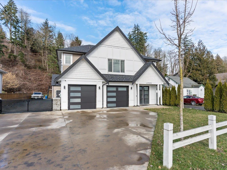 47529 Yale Road, Chilliwack, BC, V2P 7M8