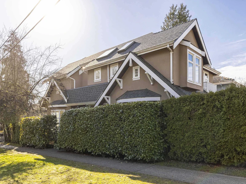 5789 Carnarvon Street, Vancouver BC V6N 4A7