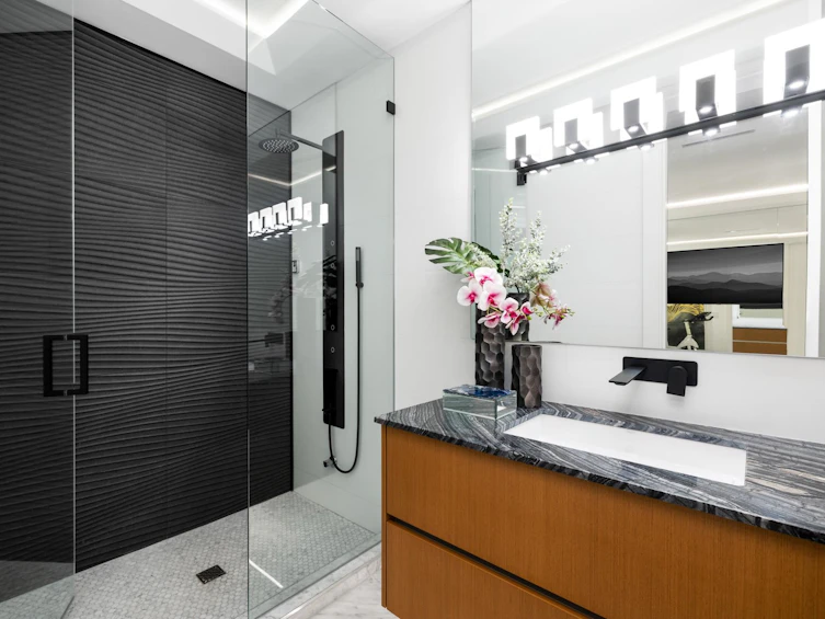 2495 Mathers Avenue, West Vancouver, BC, V7V 2H9 - 18