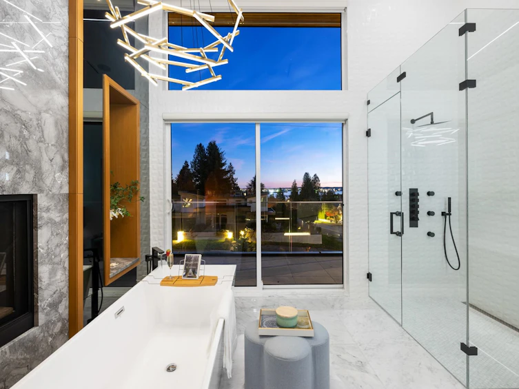 2495 Mathers Avenue, West Vancouver, BC, V7V 2H9 - 21
