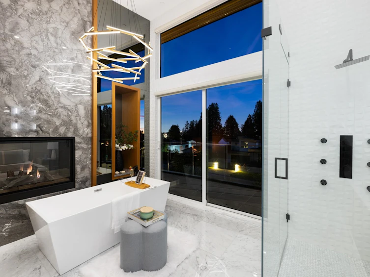 2495 Mathers Avenue, West Vancouver, BC, V7V 2H9 - 22