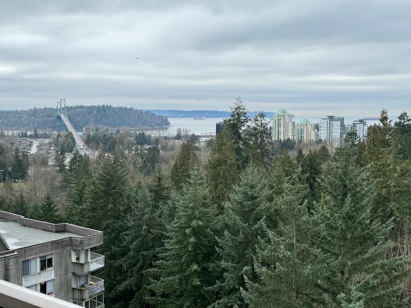 1802 - 2016 Fullerton Avenue, North Vancouver BC V7P 3E6
