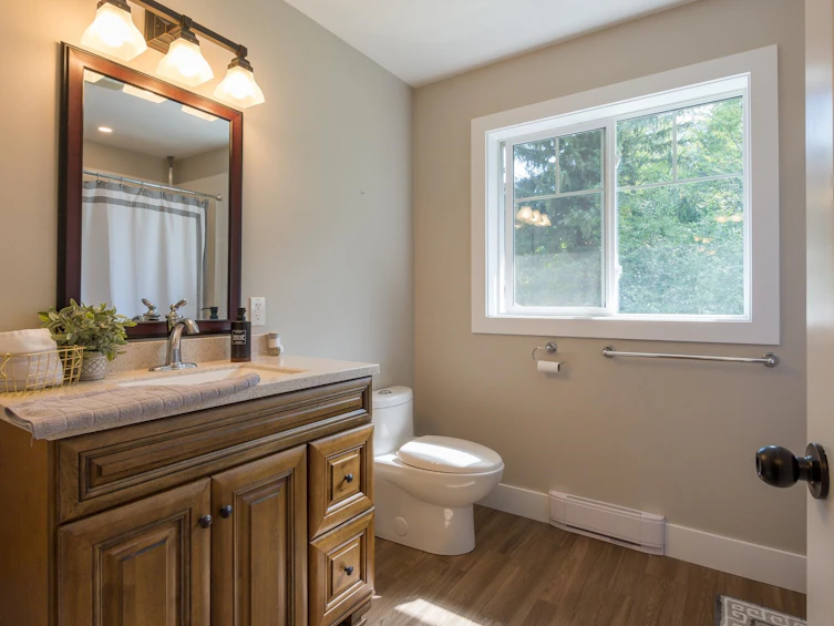 15060 Squamish Valley Road, Squamish, BC, V0N 1H0 - 13