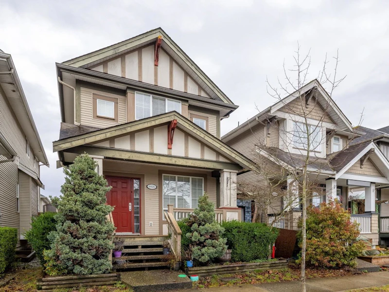 6976 190th Street, Surrey BC V4N 5P1