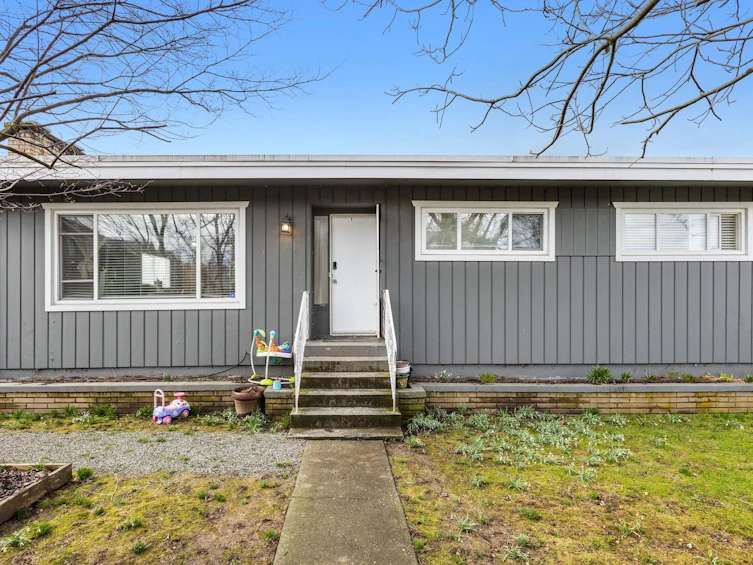 9269 Broadway Street, Chilliwack, BC, V2P 5W6