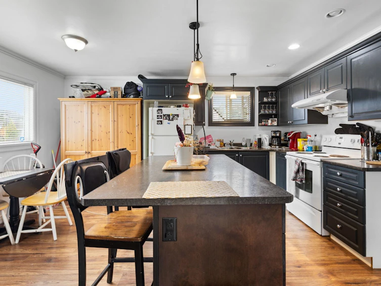 9269 Broadway Street, Chilliwack, BC, V2P 5W6 - 11