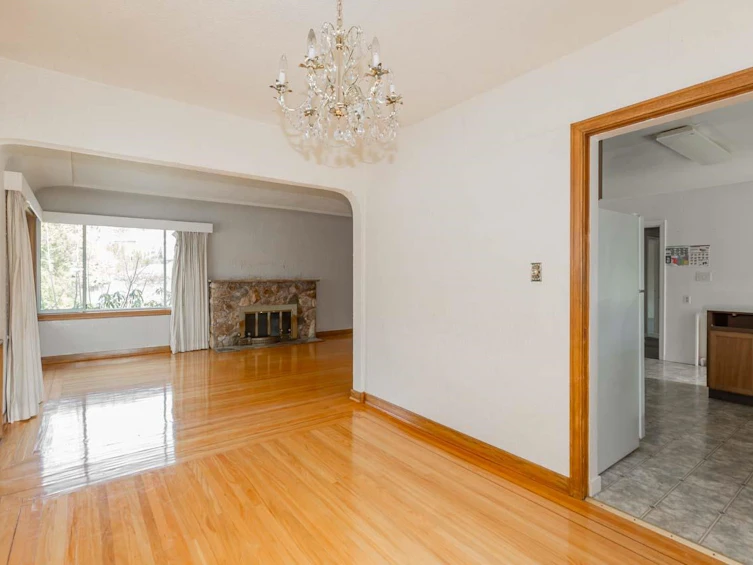 2134 W 53rd Avenue, Vancouver, BC, V6P 1L6 - 10