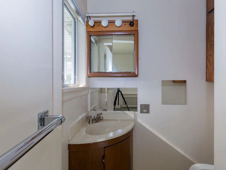 2134 W 53rd Avenue, Vancouver, BC, V6P 1L6 - 24