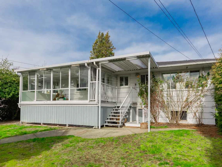 2134 W 53rd Avenue, Vancouver, BC, V6P 1L6 - 2