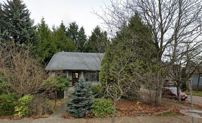 3045 Kings Avenue, Vancouver, BC, V5R 4T1