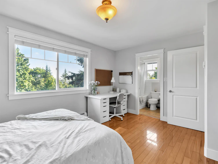 33060 Richards Avenue, Mission, BC, V2V 7E5 - 33