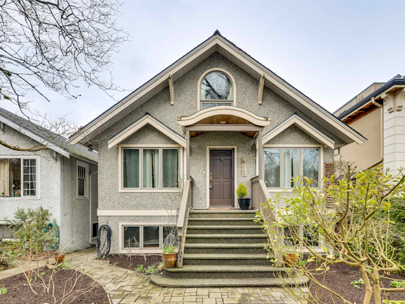 4167 W 12th Avenue, Vancouver BC V6R 2P5