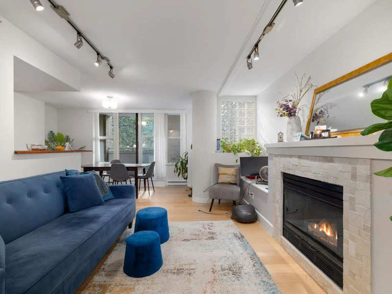 408 - 1500 Hornby Street, Vancouver BC V6Z 2R1