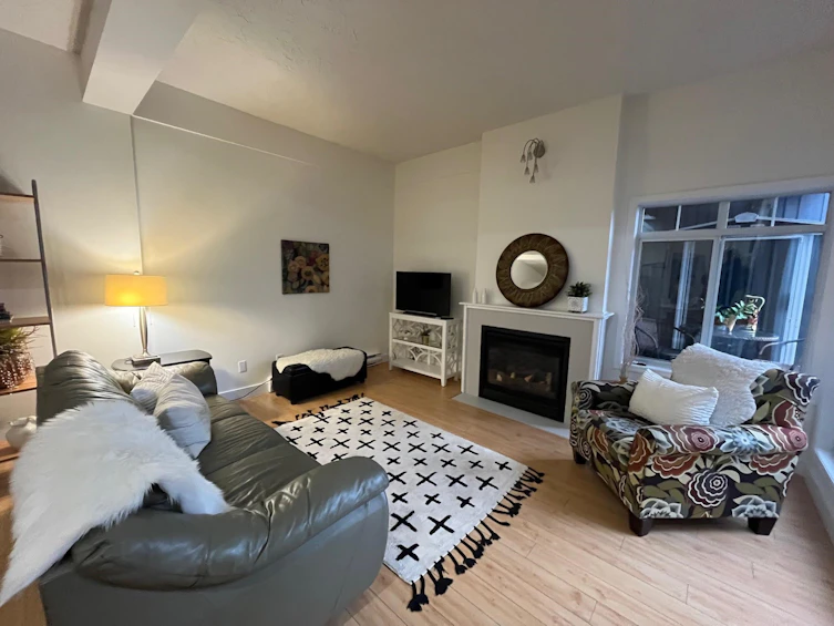 7-291 Periwinkle Lane, Gibsons, BC, V0N 1V0 - 2