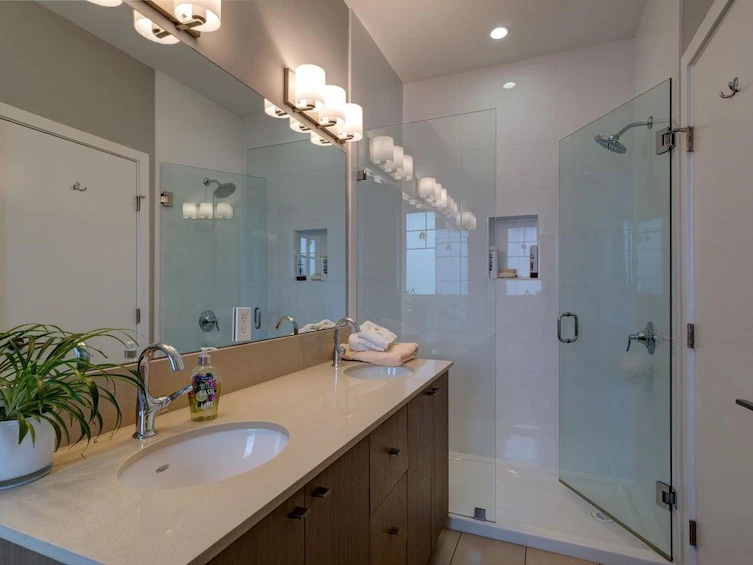 5979 Beachgate Lane, Sechelt, BC, V7Z 0S2 - 32