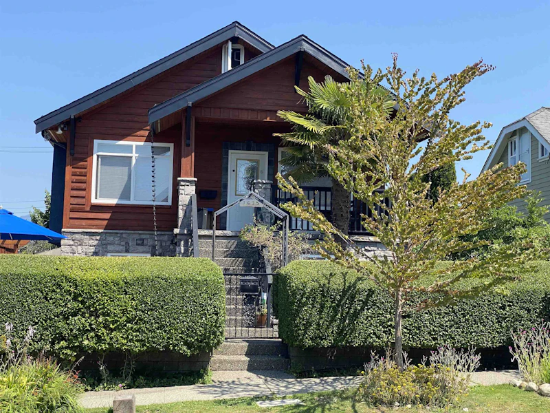 1635 E 21st Avenue, Vancouver BC V5N 2N4