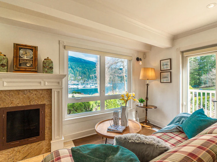 2035 Rockcliff Road, North Vancouver, BC, V7G 1X3 - 5