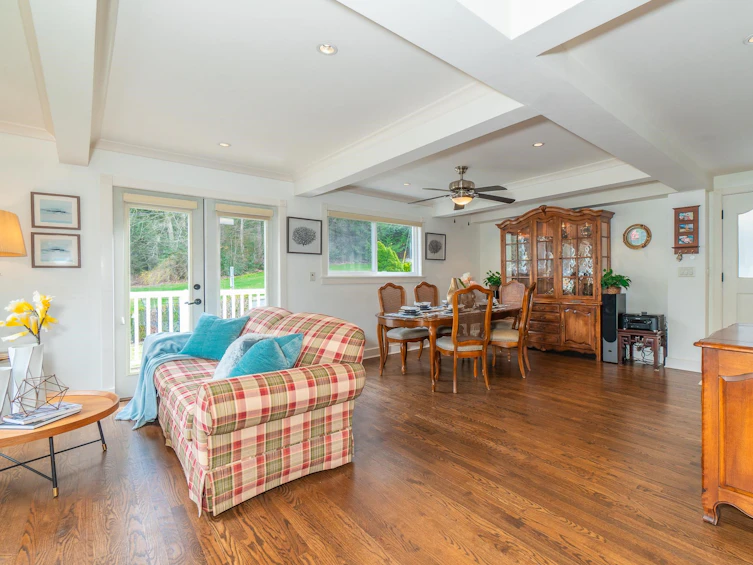 2035 Rockcliff Road, North Vancouver, BC, V7G 1X3 - 9