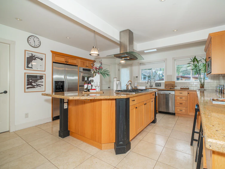 2035 Rockcliff Road, North Vancouver, BC, V7G 1X3 - 19