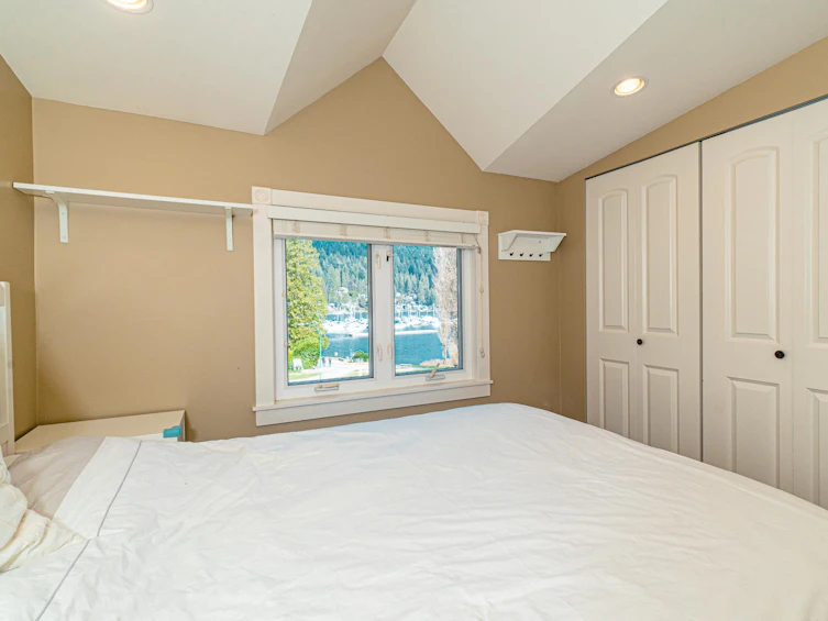 2035 Rockcliff Road, North Vancouver, BC, V7G 1X3 - 21