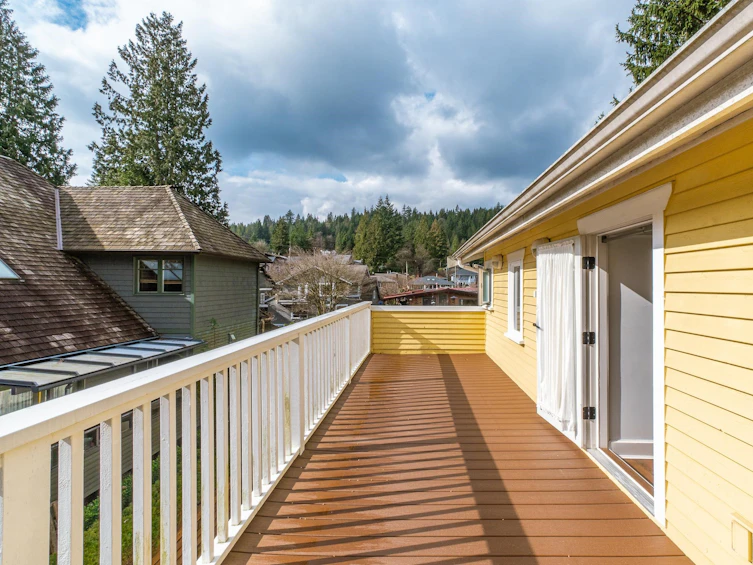 2035 Rockcliff Road, North Vancouver, BC, V7G 1X3 - 23