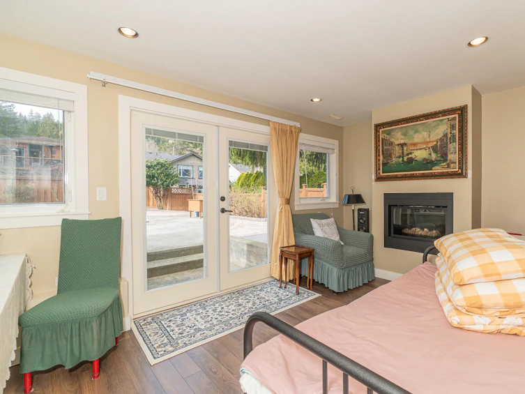 2035 Rockcliff Road, North Vancouver, BC, V7G 1X3 - 29