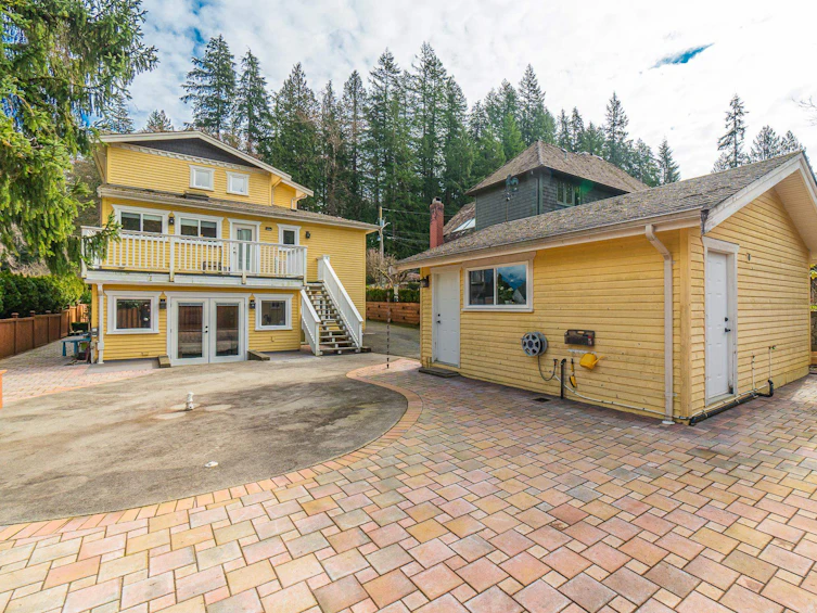 2035 Rockcliff Road, North Vancouver, BC, V7G 1X3 - 31