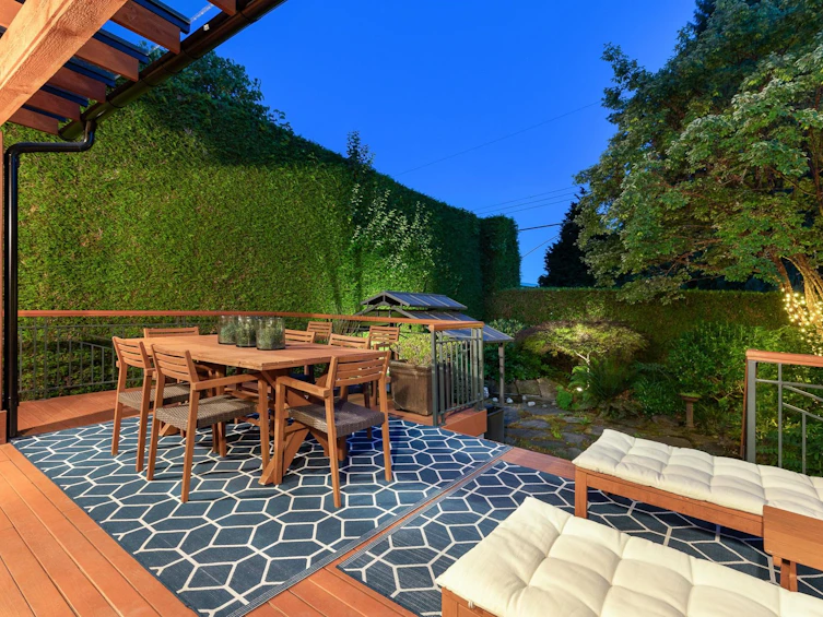4449 Ross Crescent, West Vancouver, BC, V7W 1B4 - 2
