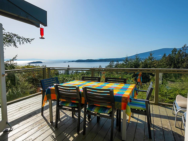 1616 Whitesails Drive, Bowen Island, BC, V0N 1G2 - 2