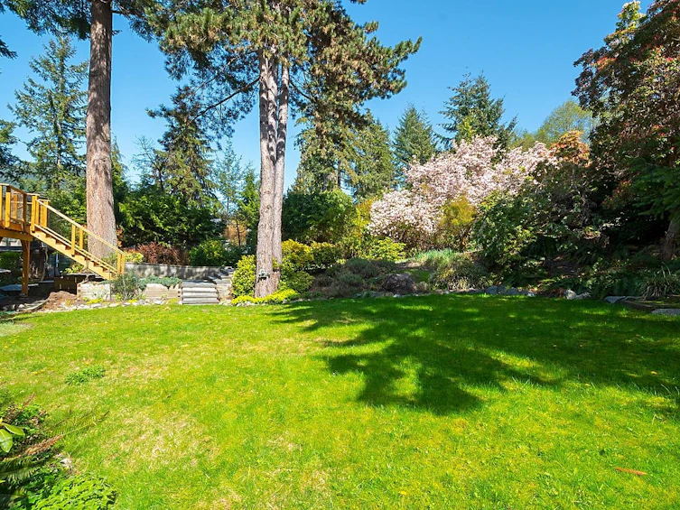 1616 Whitesails Drive, Bowen Island, BC, V0N 1G2 - 7