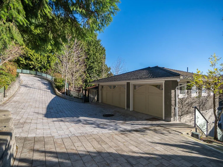 1039 Millstream Road, West Vancouver, BC, V7S 2C6 - 38