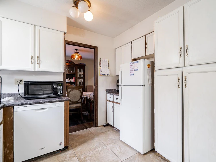 11145 83a Avenue, Delta, BC, V4C 2J4 - 10