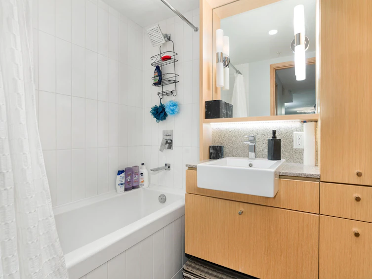2706-13495 Central, Surrey, BC, V3T 0K2 - 24